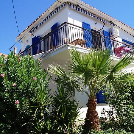 Modernes Ferienhaus In Toller Lage Vila Chrani Exterior foto